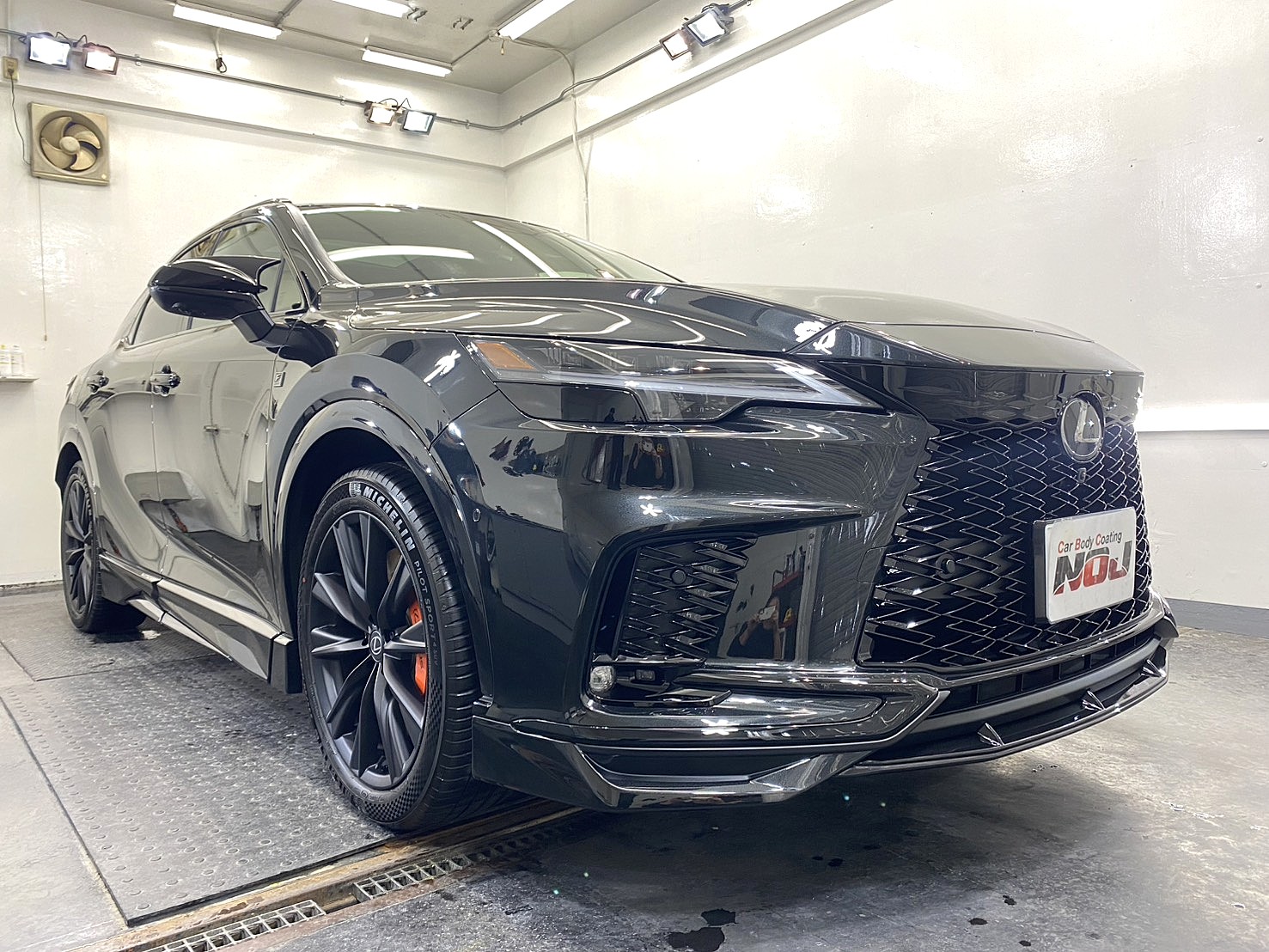 新車レクサスRXにセラミックコーティング（撥水層）を施工｜NOJ大分店